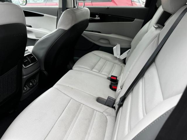 Photo 6 from auction – 2016 KIA SORENTO SX with VIN 5XYPKDA58GG08274
