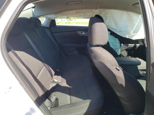Photo 6 from auction – 2019 KIA FORTE FE with VIN 3KPF24AD9KE072726