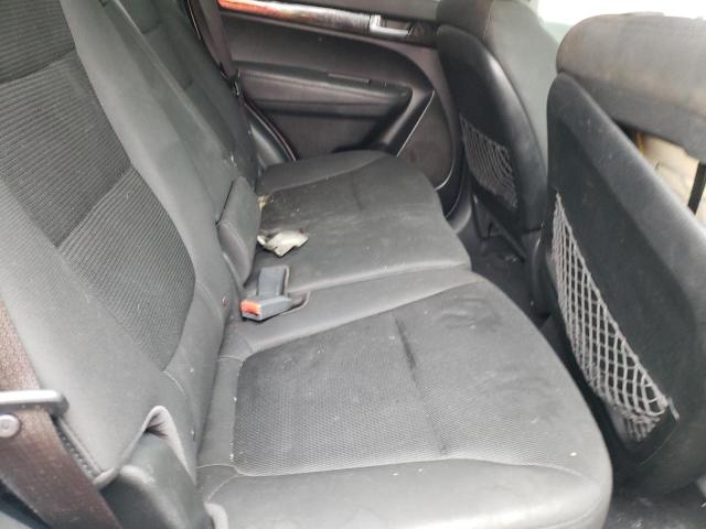 Photo 6 from auction – 2014 KIA SORENTO LX with VIN 5XYKTCA66EG441847