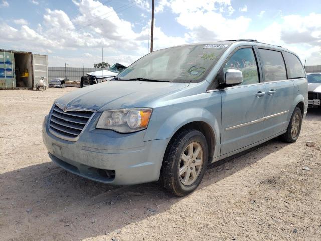 Photo 2 from auction – 2010 CHRYSLER TOWN & COU with VIN 2A4RR5D15AR501982