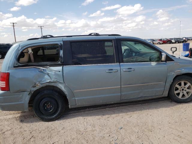 Photo 9 from auction – 2010 CHRYSLER TOWN & COU with VIN 2A4RR5D15AR501982