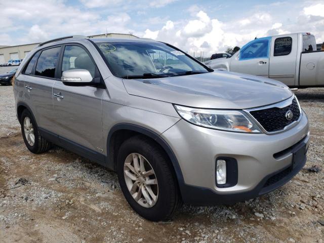 KIA SORENTO LX 2015 with VIN 5XYKTCA60FG628552 - Photo from auction