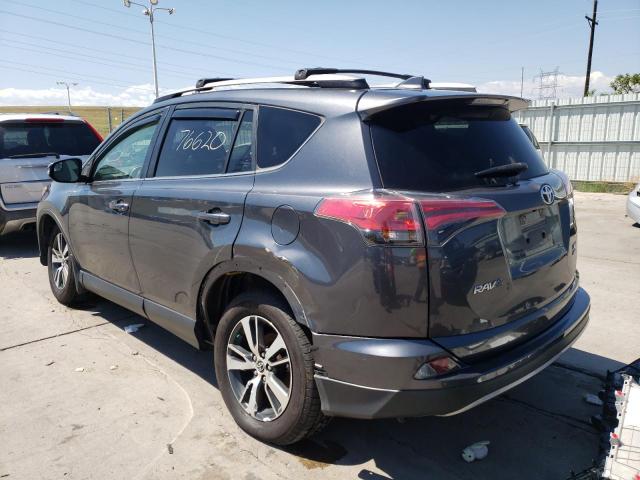 Photo 3 from auction – 2017 TOYOTA RAV4 XLE with VIN JTMRFREV7HD209836