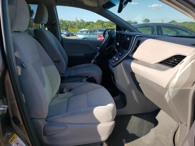 Photo 5 from auction – 2015 TOYOTA SIENNA LE with VIN 5TDKK3DC8FS683029