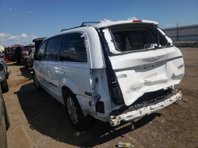 Photo 3 from auction – 2015 CHRYSLER TOWN & COU with VIN 2C4RC1BG4FR655159