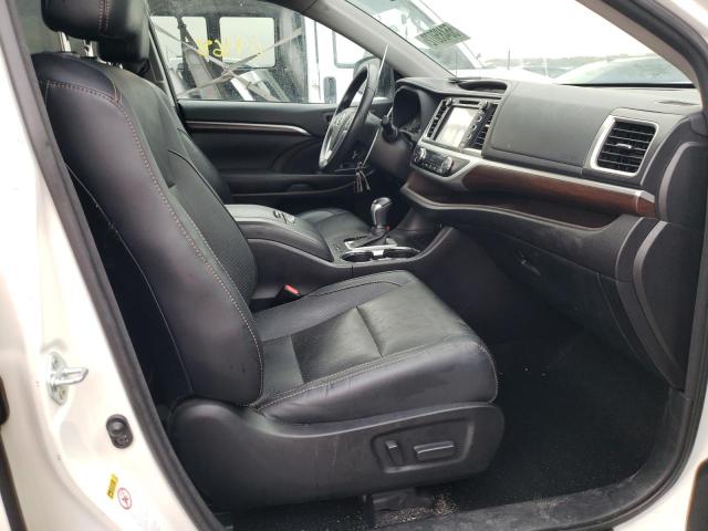Photo 5 from auction – 2016 TOYOTA HIGHLANDER with VIN 5TDYKRFH0GS171403
