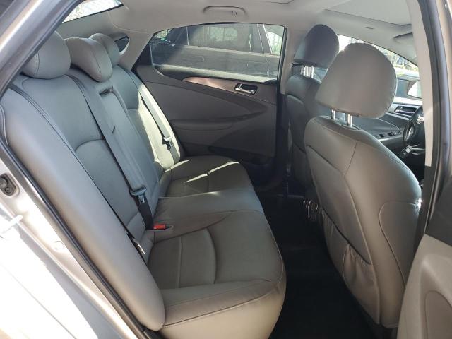 Photo 6 from auction – 2012 HYUNDAI SONATA HYB with VIN KMHEC4A48CA040701