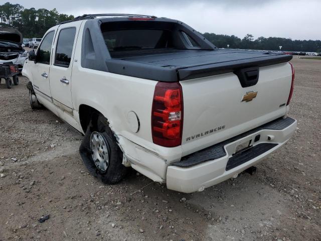 Photo 3 from auction – 2011 CHEVROLET AVALANCHE with VIN 3GNTKGE37BG255706