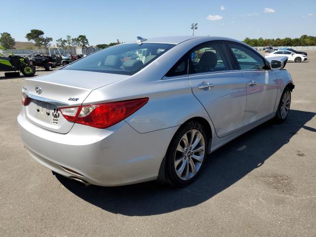 Photo 4 from auction – 2012 HYUNDAI SONATA SE with VIN 5NPEC4AB8CH409956