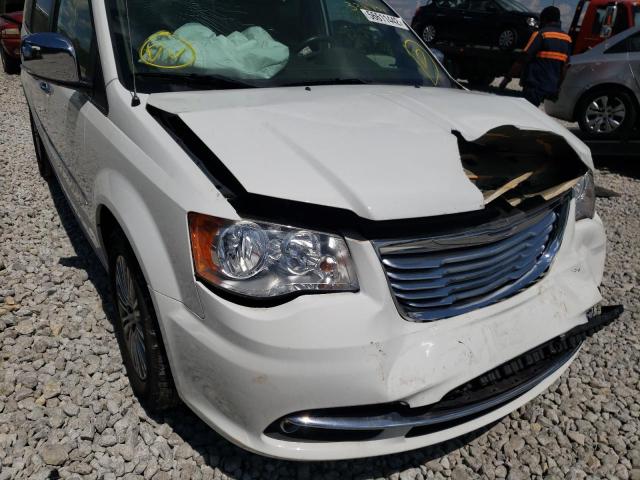Photo 9 from auction – 2014 CHRYSLER TOWN & COU with VIN 2C4RC1CG4ER336731