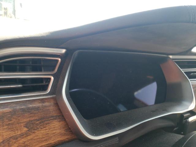 Photo 8 from auction – 2017 TESLA MODEL S with VIN 5YJSA1E22HF231405