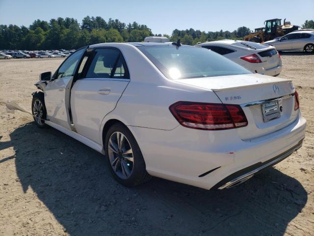 Photo 3 from auction – 2015 MERCEDES-BENZ E 250 BLUE with VIN WDDHF9HB5FB087702