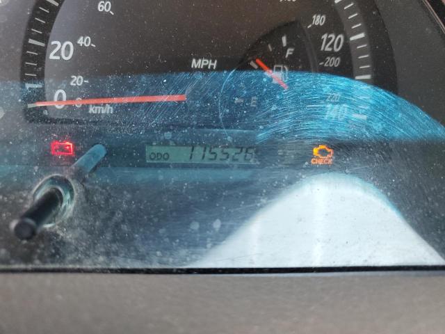 Photo 8 from auction – 2002 TOYOTA CAMRY LE with VIN 4T1BF30K32U029753