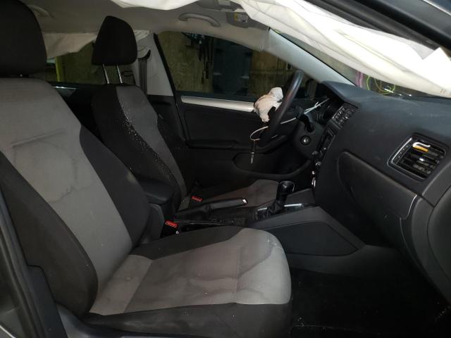 Photo 5 from auction – 2017 VOLKSWAGEN JETTA S with VIN 3VW2B7AJ8HM322832