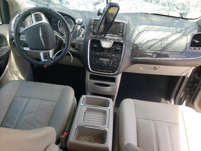 Photo 9 from auction – 2015 CHRYSLER TOWN & COU with VIN 2C4RC1BG2FR661462