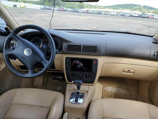 Photo 9 from auction – 2004 VOLKSWAGEN PASSAT GL with VIN WVWMD63B04P246033