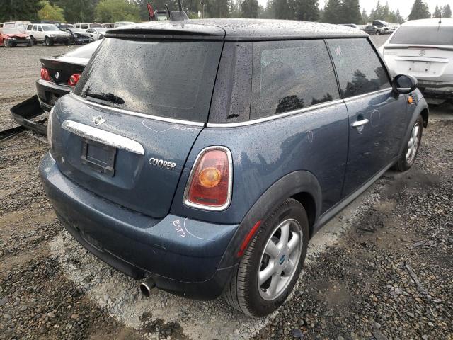 Photo 4 from auction – 2010 MINI COOPER with VIN WMWMF3C5XATZ66703