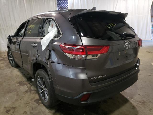 Photo 3 from auction – 2019 TOYOTA HIGHLANDER with VIN 5TDJZRFH7KS629038