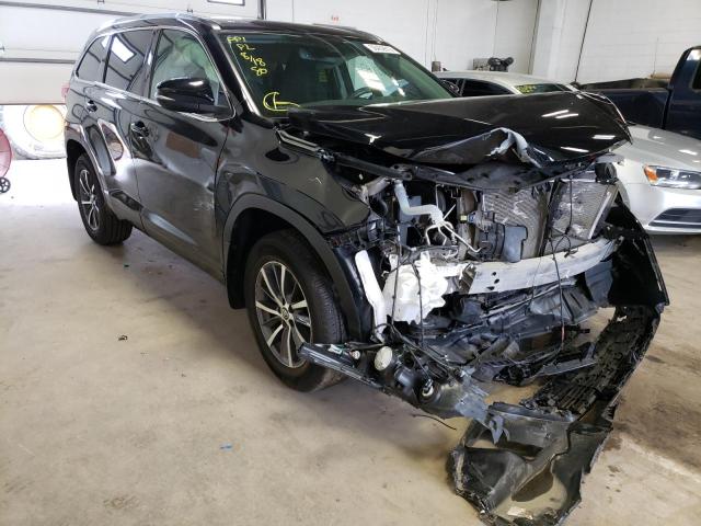 TOYOTA HIGHLANDER 2018 with VIN 5TDJZRFH0JS860281 - Photo from auction