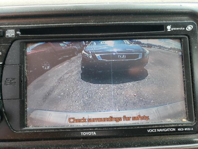 Photo 9 from auction – 2012 TOYOTA SIENNA XLE with VIN 5TDDK3DC6CS047861