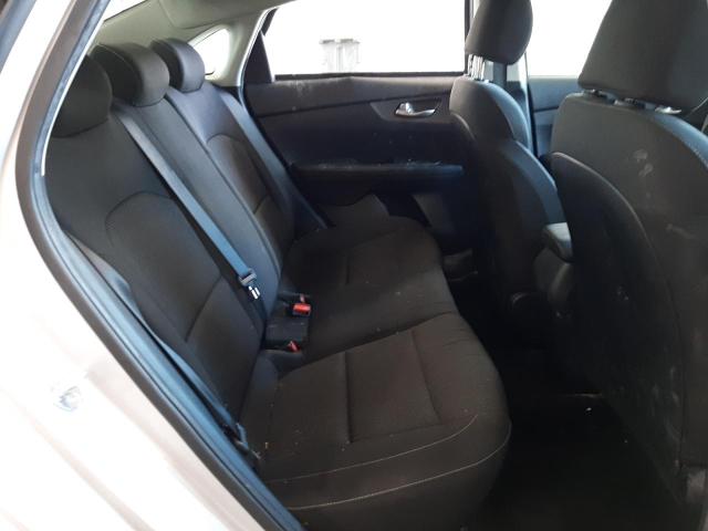 Photo 6 from auction – 2019 KIA FORTE FE with VIN 3KPF24AD7KE104945