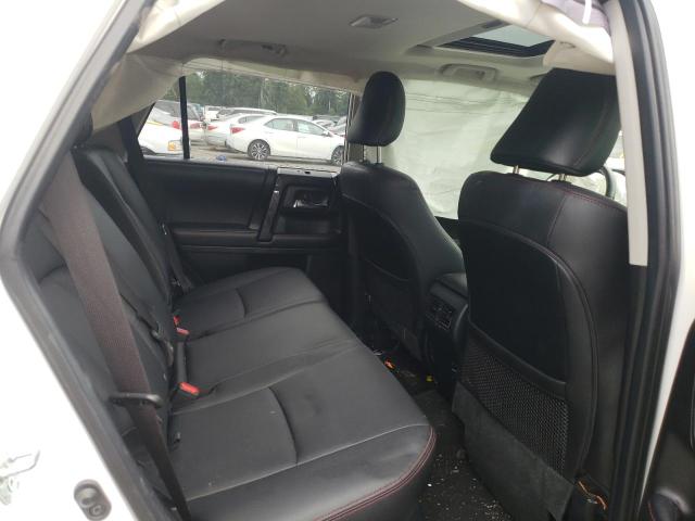Photo 6 from auction – 2019 TOYOTA 4RUNNER SR with VIN JTEBU5JR7K5618036