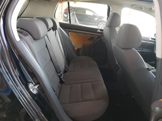 Photo 6 from auction – 2007 VOLKSWAGEN RABBIT with VIN WVWDR71K17W023567