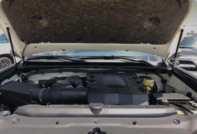 Photo 7 from auction – 2019 TOYOTA 4RUNNER SR with VIN JTEBU5JR5K5612445