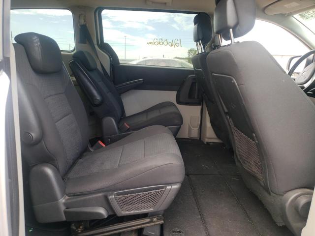 Photo 6 from auction – 2010 DODGE GRAND CARA with VIN 2D4RN5D1XAR444005