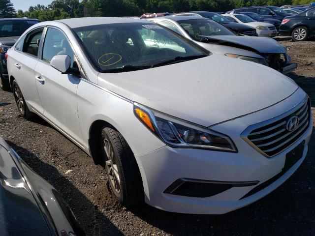 HYUNDAI SONATA SE 2017 with VIN 5NPE24AF2HH471687 - Photo from auction