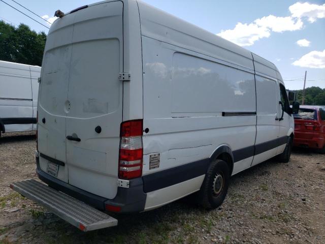 Photo 4 from auction – 2014 MERCEDES-BENZ SPRINTER 2 with VIN WD3PE8DC6E5895744