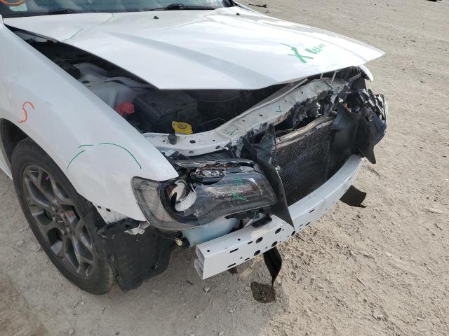 Photo 9 from auction – 2017 CHRYSLER 300 S with VIN 2C3CCAGG3HH591871
