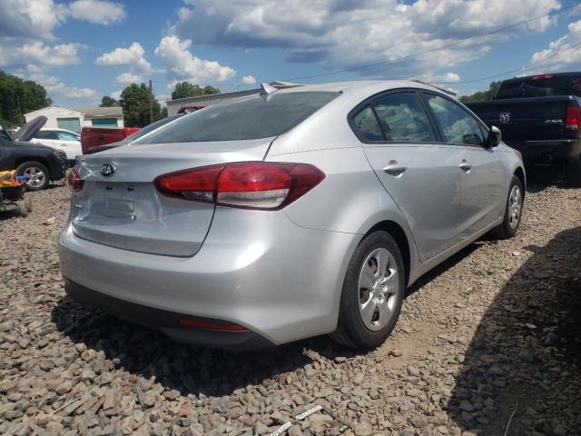 Photo 4 from auction – 2017 KIA FORTE LX with VIN 3KPFK4A79HE045223