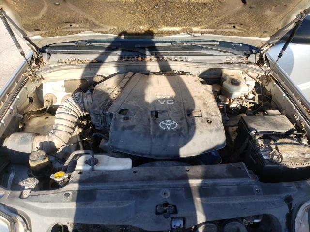 Photo 7 from auction – 2004 TOYOTA 4RUNNER SR with VIN JTEZU14R440039718