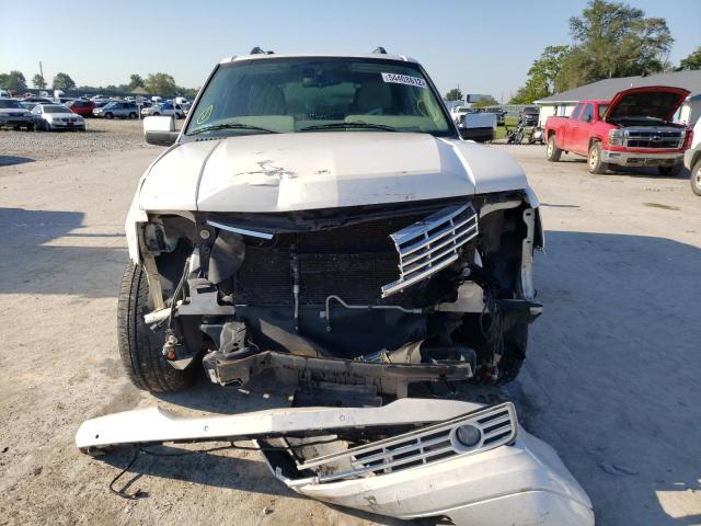 Photo 9 from auction – 2014 LINCOLN NAVIGATOR with VIN 5LMJJ2H55EEL06322