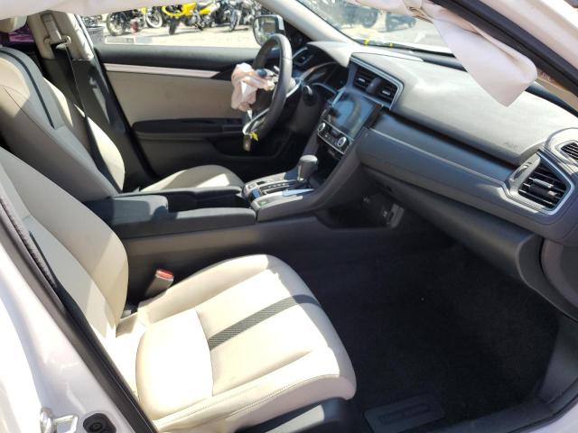 Photo 5 from auction – 2018 HONDA CIVIC EX with VIN 19XFC2F72JE200470