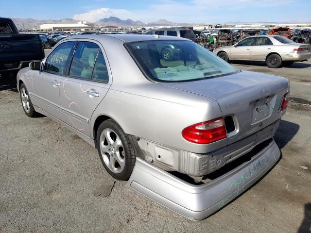 Photo 3 from auction – 2002 MERCEDES-BENZ E 320 with VIN WDBJF65J32B494898