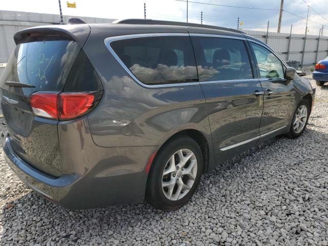 Photo 4 from auction – 2017 CHRYSLER PACIFICA T with VIN 2C4RC1BG1HR667630
