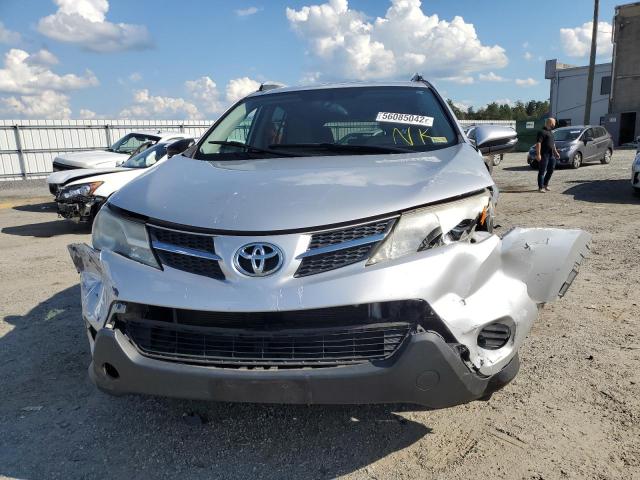 Photo 9 from auction – 2015 TOYOTA RAV4 XLE with VIN 2T3RFREV2FW295797