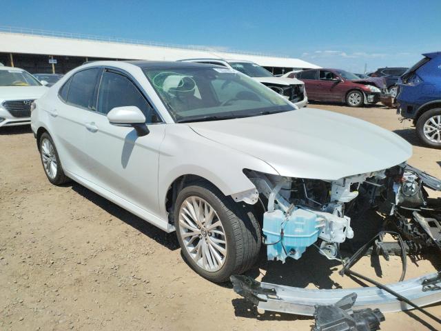 Photo 1 from auction – 2019 TOYOTA CAMRY with VIN 4T1B11HK2KU787669