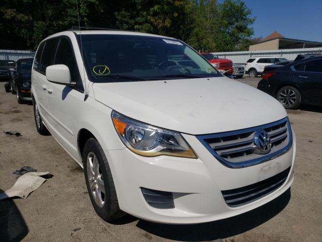 VOLKSWAGEN ROUTAN SE 2011 with VIN 2V4RW3DG0BR668295 - Photo from auction