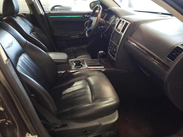Photo 5 from auction – 2010 CHRYSLER 300C with VIN 2C3CA6CT0AH114598