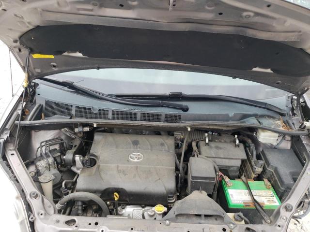 Photo 7 from auction – 2011 TOYOTA SIENNA XLE with VIN 5TDYK3DC8BS002243