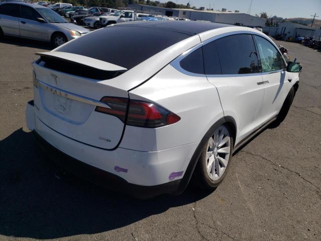 Photo 4 from auction – 2018 TESLA MODEL X with VIN 5YJXCAE23JF092214