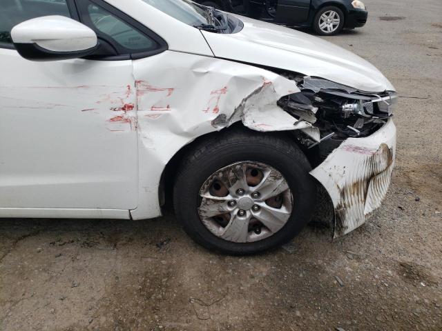 Photo 9 from auction – 2017 KIA FORTE LX with VIN 3KPFK4A74HE011755