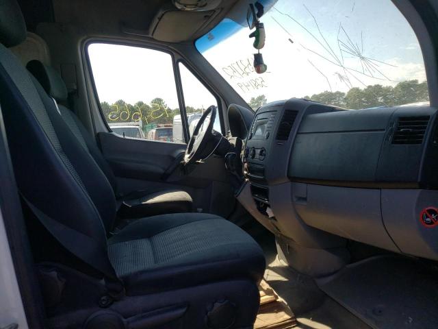 Photo 5 from auction – 2011 MERCEDES-BENZ SPRINTER 2 with VIN WD3PE7CC0B5528149