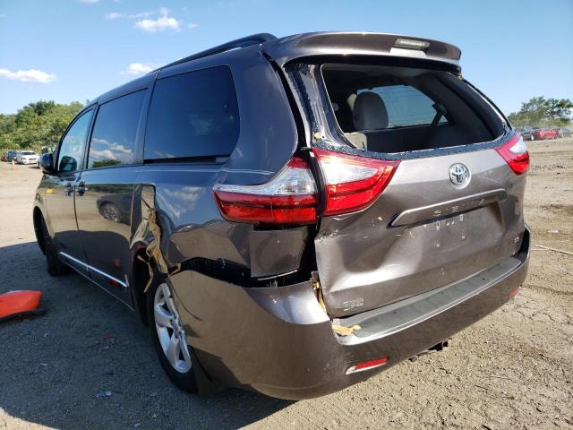 Photo 3 from auction – 2015 TOYOTA SIENNA LE with VIN 5TDKK3DC8FS683029