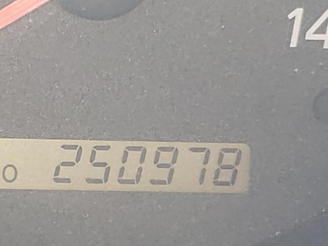صورة رقم 8 من المزاد - 2002 TOYOTA HIGHLANDER مع VIN JTEHF21A920070714