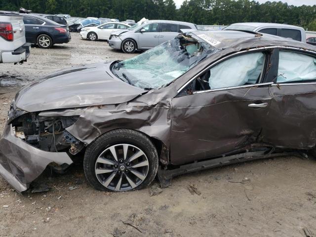 Photo 9 from auction – 2017 NISSAN ALTIMA 2.5 with VIN 1N4AL3AP1HC197172