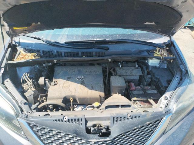 Photo 7 from auction – 2016 TOYOTA SIENNA SE with VIN 5TDXK3DC7GS731224